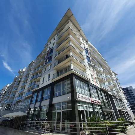 Apartament prywatny salon z aneksem kuchennym i sypialnią w hotelu Diva-2